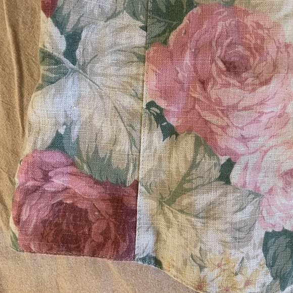 Floral Vintage Vest - Picture 5 of 10